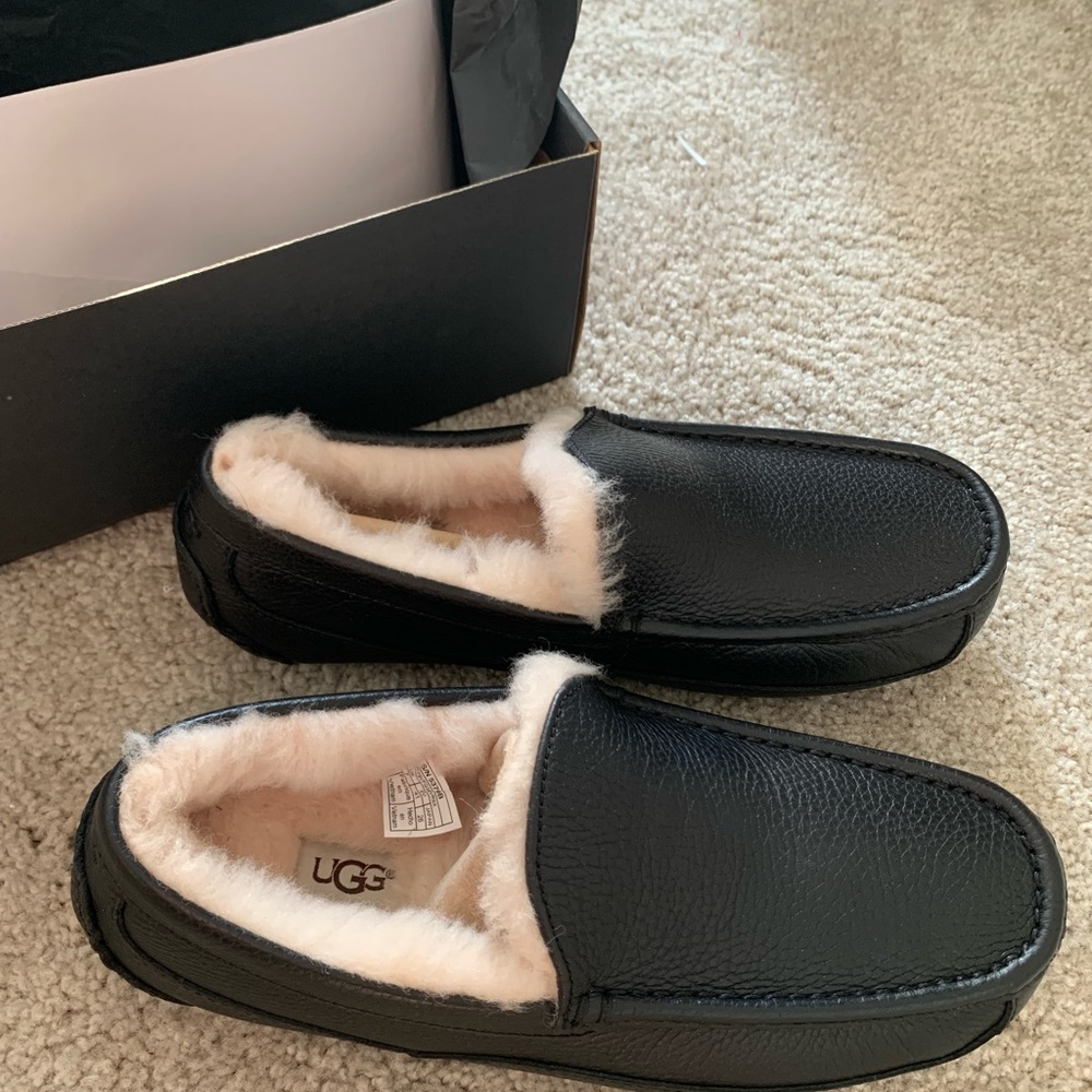 EGG men’s ascot leather slipper